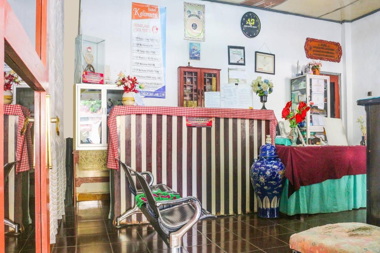 Spot On 91212 Hotel Kelimutu Kupang  Buitenkant foto