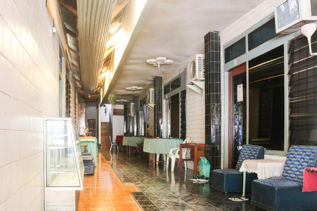 Spot On 91212 Hotel Kelimutu Kupang  Buitenkant foto